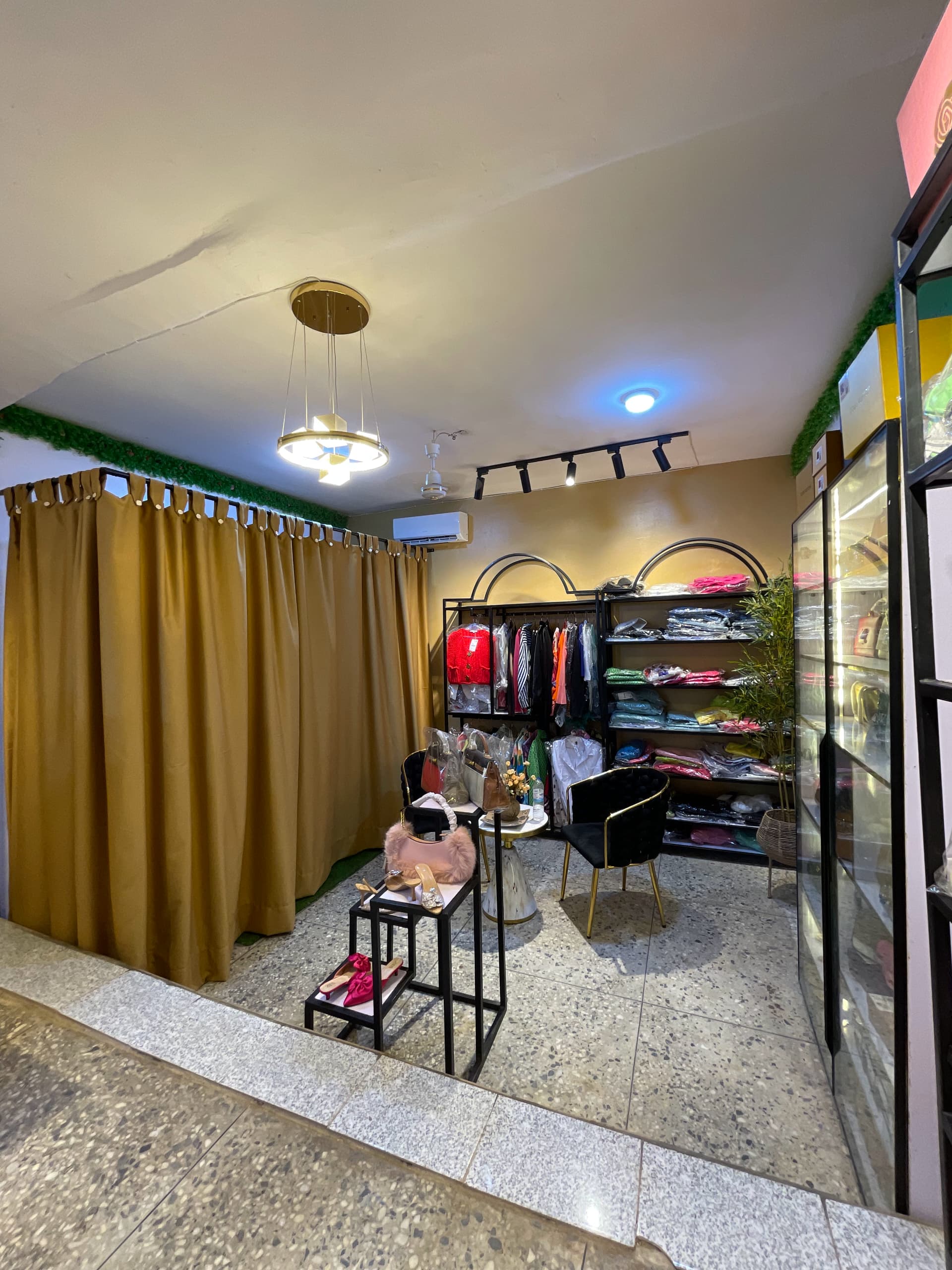 Gallery Image 10